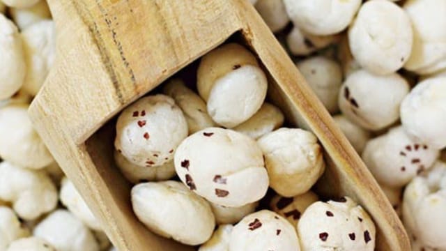 Makhanas can be a healthy, filling snack without the insulin spike