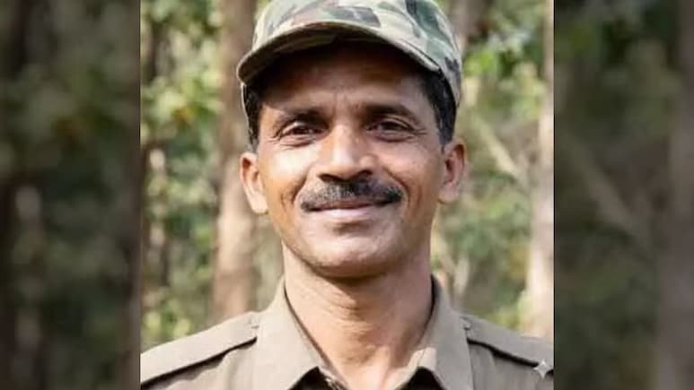 After 36 Years Of Underground Life, Top Maoist Commander Surrenders