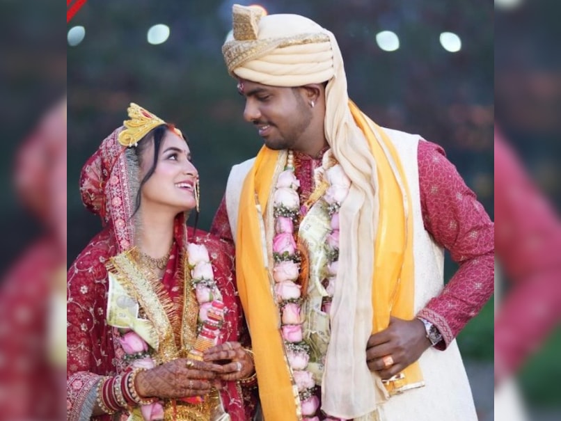 Yash Dayal Marries Content Creator Shweta Pundir In Private Ceremony - See Pics