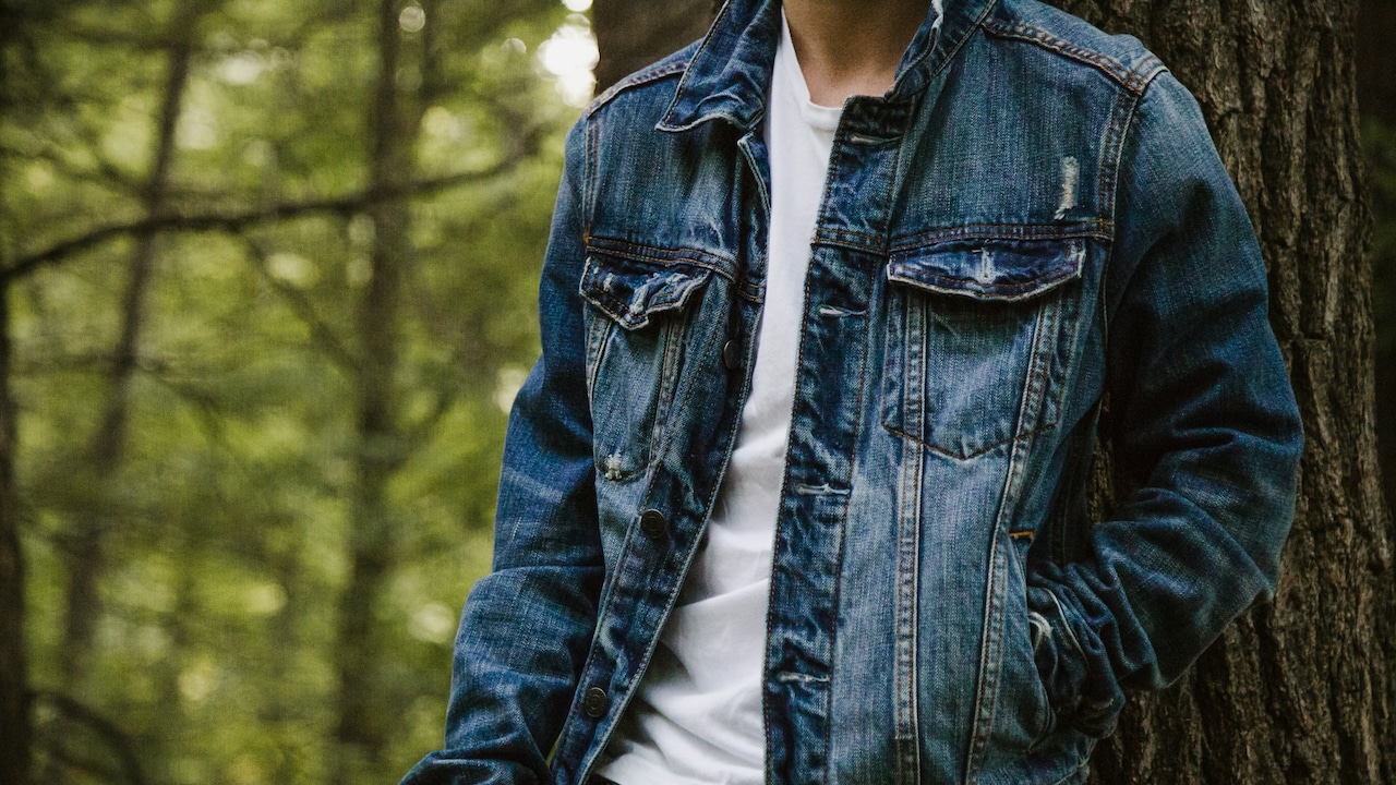 Common reasons why some denim jackets feel heavy upon wearing