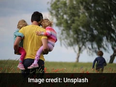 Neuroscientist Shares Tips With Parents To Raise "Robot-Proof" Children