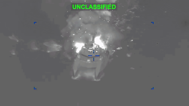 होर्मुज को मुट्ठी में करने की कोशिश में जुटा अमेरिका, ईरानी जहाजों पर हमला, ड्रोन्स को ठिकाने लगाया