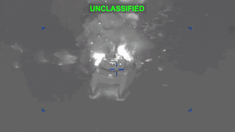 होर्मुज को मुट्ठी में करने की कोशिश में जुटा अमेरिका, ईरानी जहाजों पर हमला, ड्रोन्स को ठिकाने लगाया