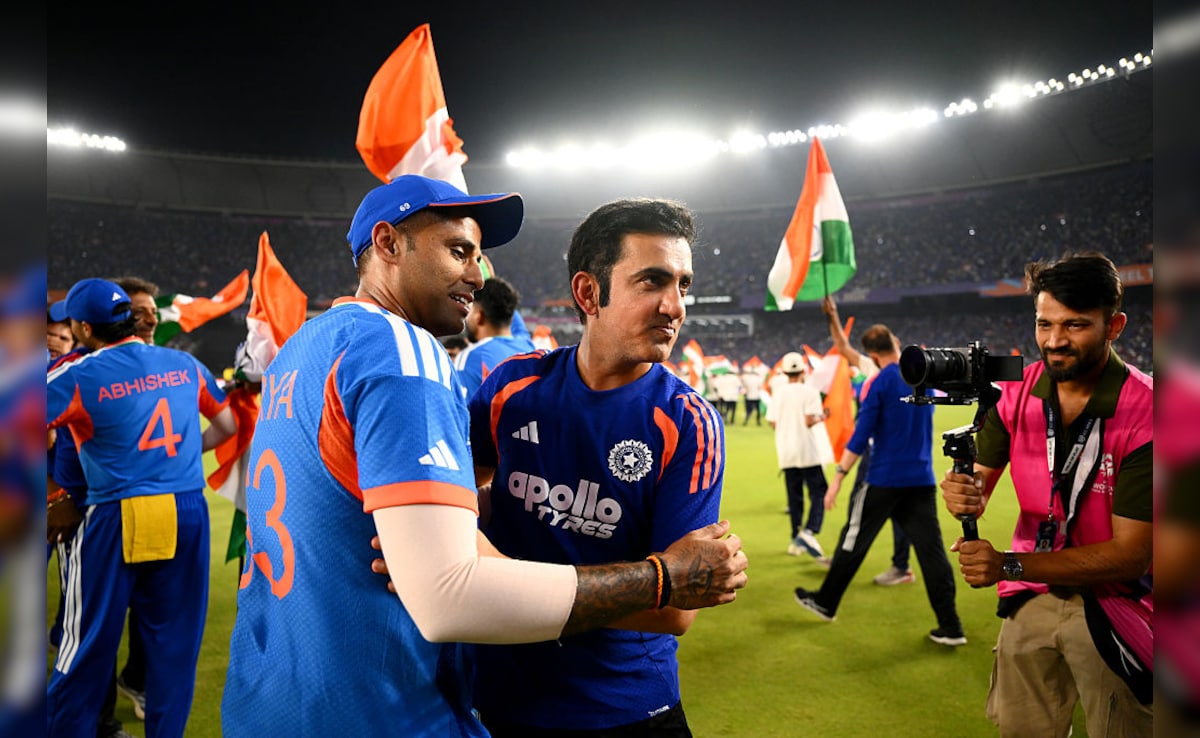 T20 World Cup 2026 Final: कोच गौतम गंभीर ने सूर्यकुमार यादव को बताया पितातुल्य कप्तान, T20 चैंपियन टीम इंडिया को दिया बड़ा संदेश