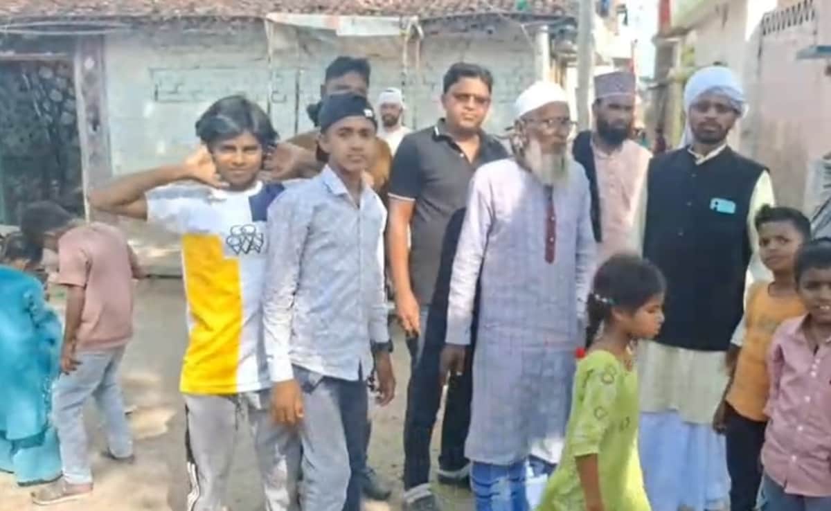 शादी के कार्ड बंटे, होटल भी बुक... मिडिल ईस्‍ट में फंसा रिजवान क्‍या अपनी शादी के लिए पहुंच पाएगा भारत?