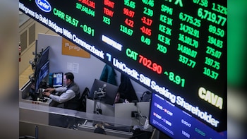 Asian Stocks Gain Before Fed, Brent Edges Lower: Markets Wrap