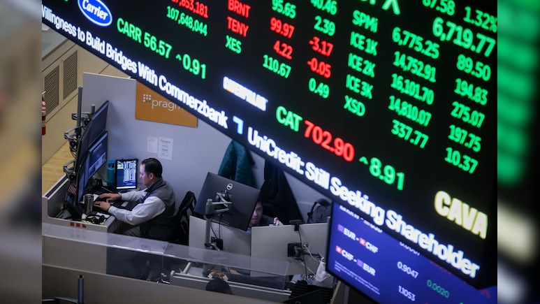 Asian Stocks Gain Before Fed, Brent Edges Lower: Markets Wrap