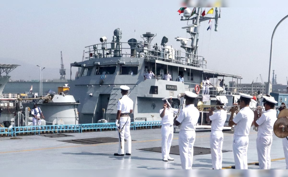 इंडियन नेवी में अग्निवीर बनने का मौका, 12वीं पास के लिए निकली बंपर भर्ती; ऐसे करें आवेदन