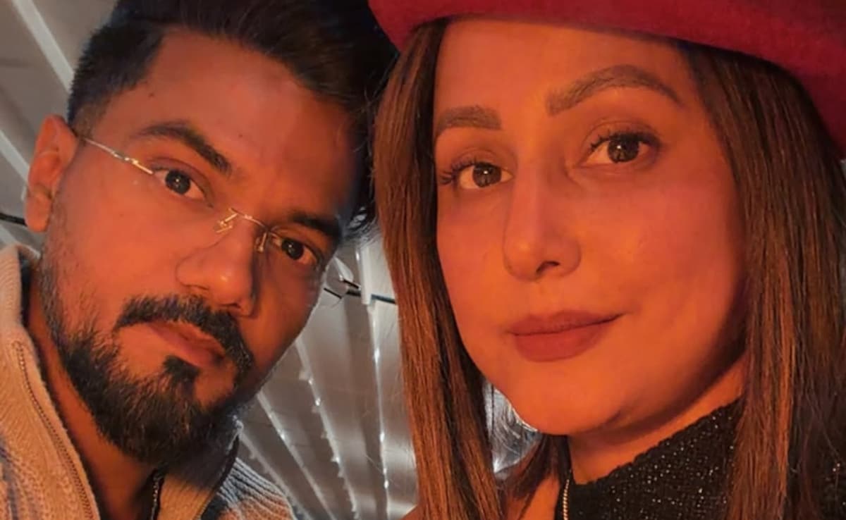 हिना खान के पति को खटक रहे खामेनेई की मौत का दुख मनाना वाले, कहा- किसी सैनिक के लिए आंसू बहाते नहीं देखा