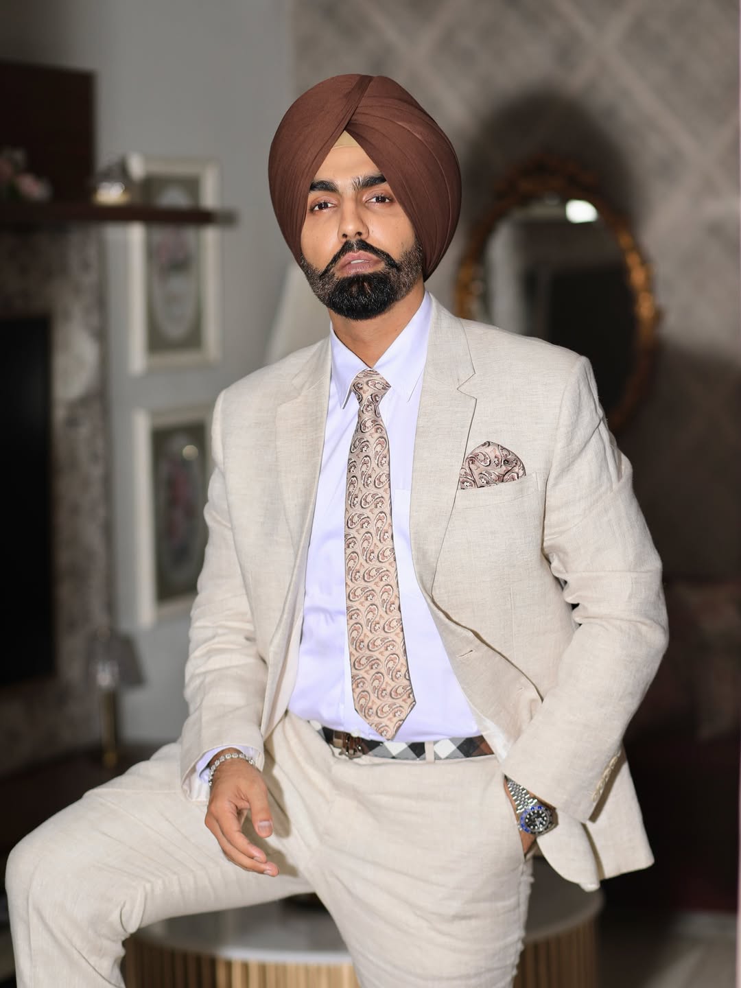 दुबई में फंसी सिंगर की 6 साल की बेटी का दिल चीरने वाला मैसेज, पापा आप परेशान मत हो कुछ हुआ तो मैं...