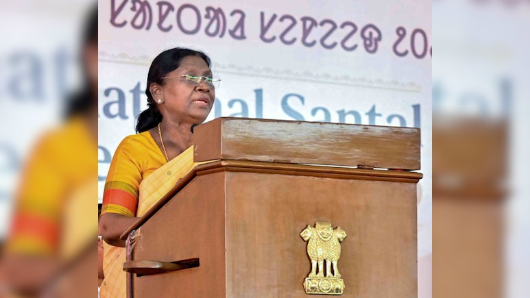 मैं भी बंगाल की ही बेटी हूं... राष्ट्रपति मुर्मू क्यों हुईं नाराज? खुले मंच से ममता बनर्जी को खूब सुनाया