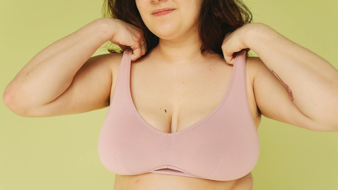 T-shirt bra vs full coverage bra