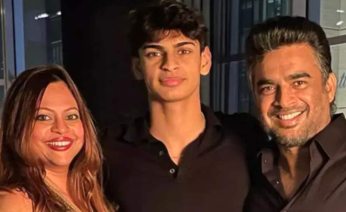 दुबई पर हमले के बीच फैन्स को हुई आर माधवन की चिंता, एक्टर ने बताया- मैं बिल्कुल सेफ हूं और इस वक्त...