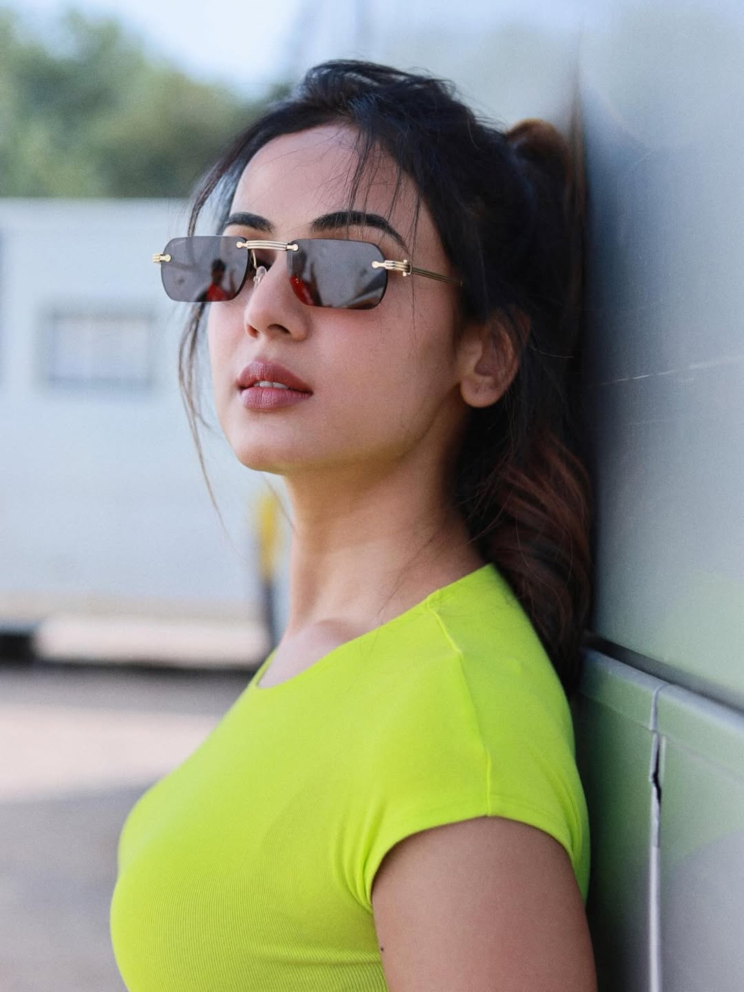 दुबई से भारत लौटीं जन्नत एक्ट्रेस सोनल चौहान, सोशल मीडिया पर लिखी डरावनी रातों की सच्चाई