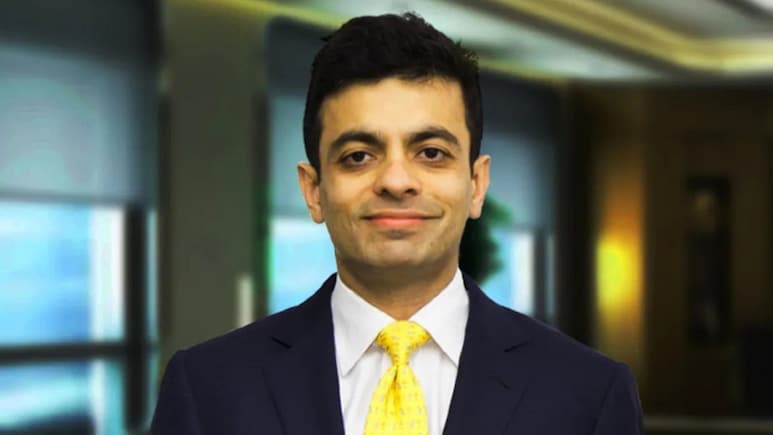 युद्धाच्या सावटात 'अरब' कंपनीचा भारतावर मोठा डाव! तब्बल 8800 कोटी खर्चून 'या' कंपनीत गुंतवणूक