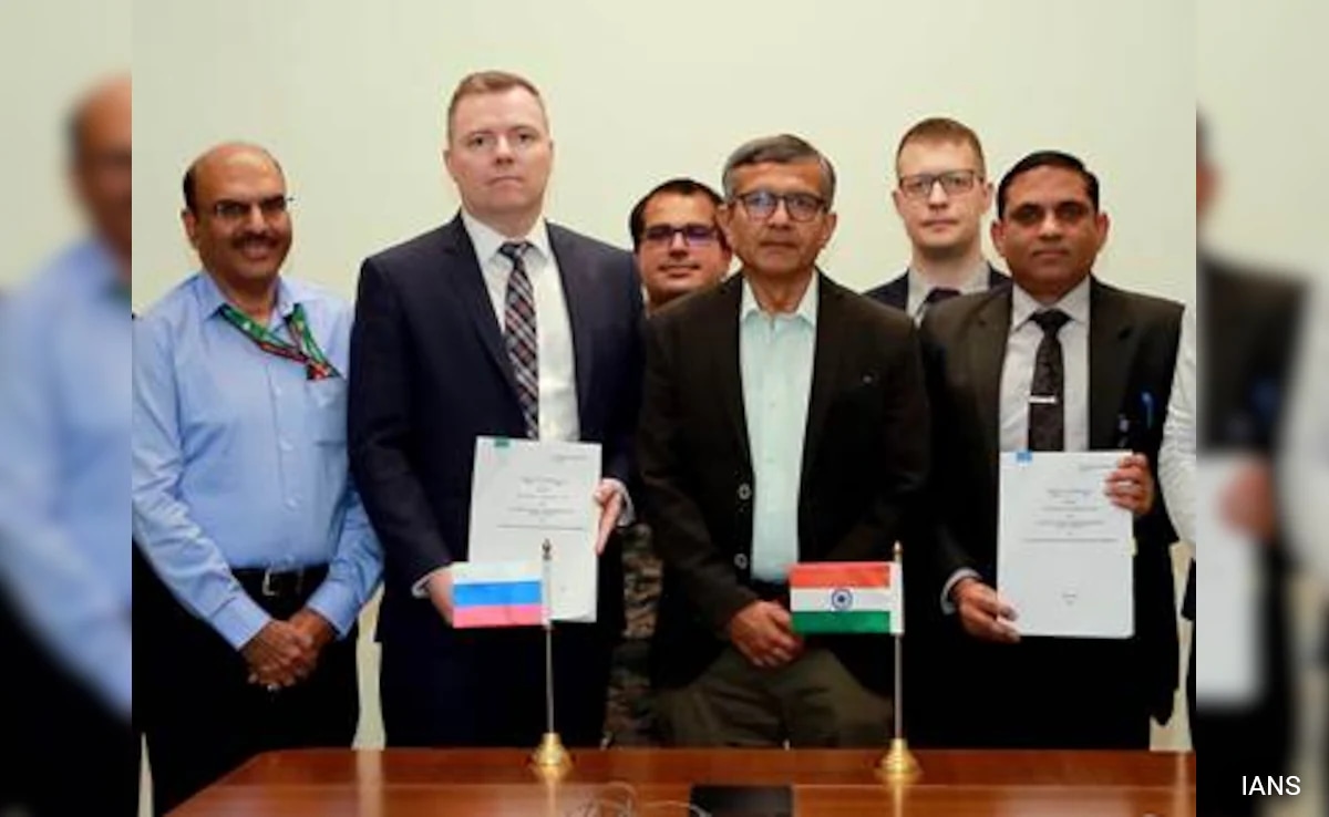 India Signs Rs 858 Crore Deals For Air Defence Missiles, Navy Aircraft Maintenance