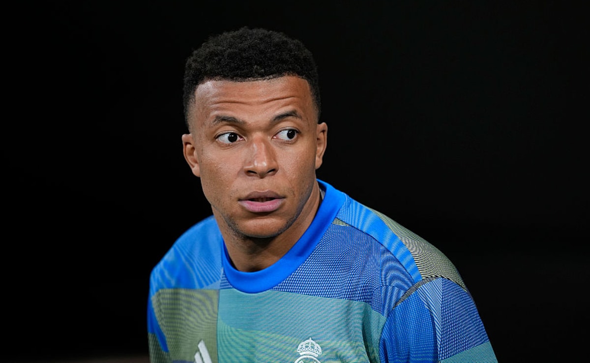 Real Madrids Medical Blunders: Wrong Knee Scan On Kylian Mbappe, ChatGPT For Supplements