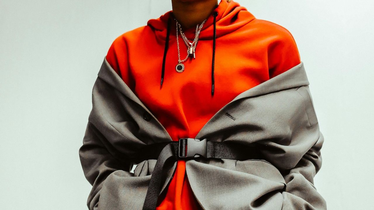 How To Style Layered Necklaces And Avoid The Common Tangling Problem