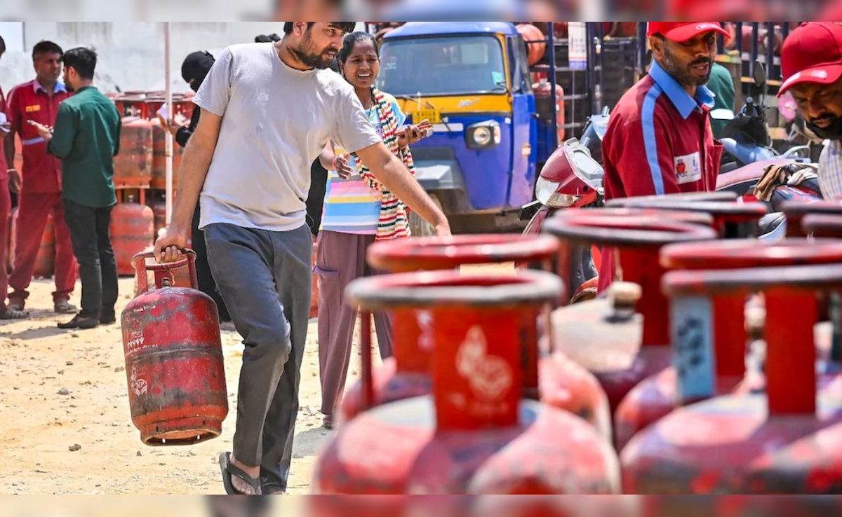 पुराना फोन नंबर बंद होने के बाद नहीं कर पा रहे LPG सिलेंडर बुक? ऐसे करें अपडेट, जान लें आसान तरीका