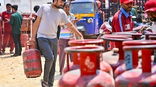 पुराना फोन नंबर बंद होने के बाद नहीं कर पा रहे LPG सिलेंडर बुक? ऐसे करें अपडेट, जान लें आसान तरीका