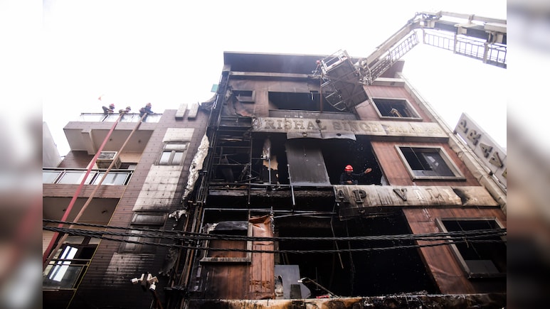 To Escape House On Fire, Delhi Man Threw Toddler From 3rd Floor, Then Jumped