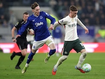 Liverpool, Chelsea Slip Up In Champions League Race