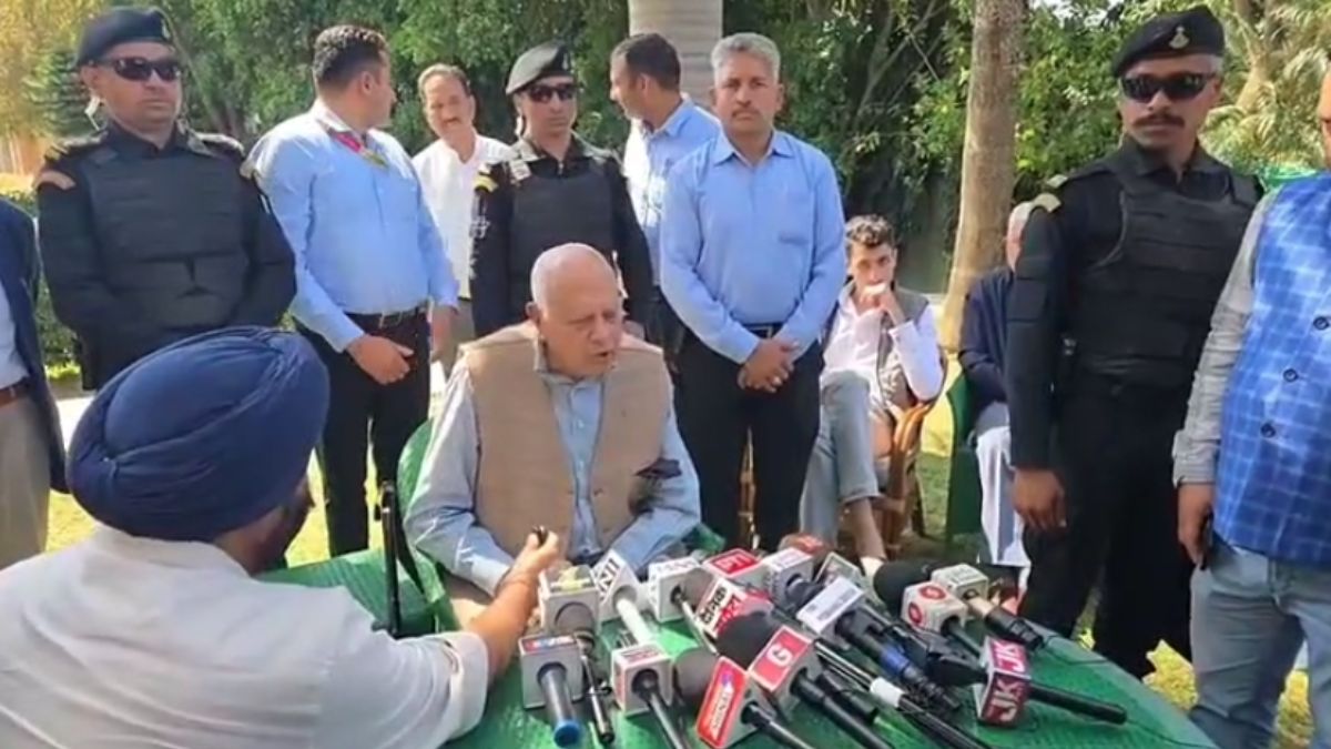 "Heard A Cracker Sound": Farooq Abdullah To NDTV On Assassination Attempt