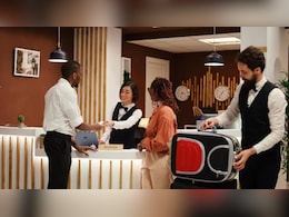 होटल चेक-इन का बदल गया तरीका, अब आधार कार्ड नहीं, बस स्कैन करें QR Code और पाएं रूम