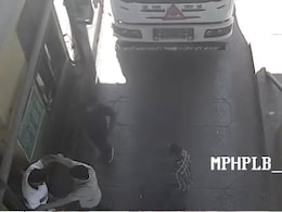 फिर ग्वालियर टोल प्लाजा पर कर्मचारियों के साथ मारपीट, घटना CCTV कैमरे में कैद, युवकों के खिलाफ FIR दर्ज