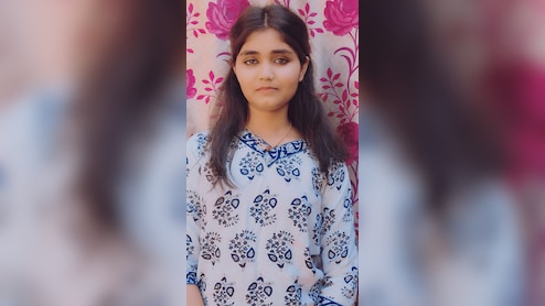 मवेशी चराते दादा और फैक्ट्री में काम करते पिता, पोती अनुपा ने बिहार बोर्ड में टॉप कर बदल दी परिवार की तकदीर