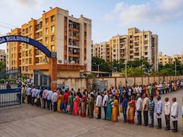 MHADA : मुंबईजवळील म्हाडाच्या घरांसाठी लागली रांग, आधी पाठ फिरवली, मात्र प्रशासनाच्या एका निर्णयामुळे भरभराट!