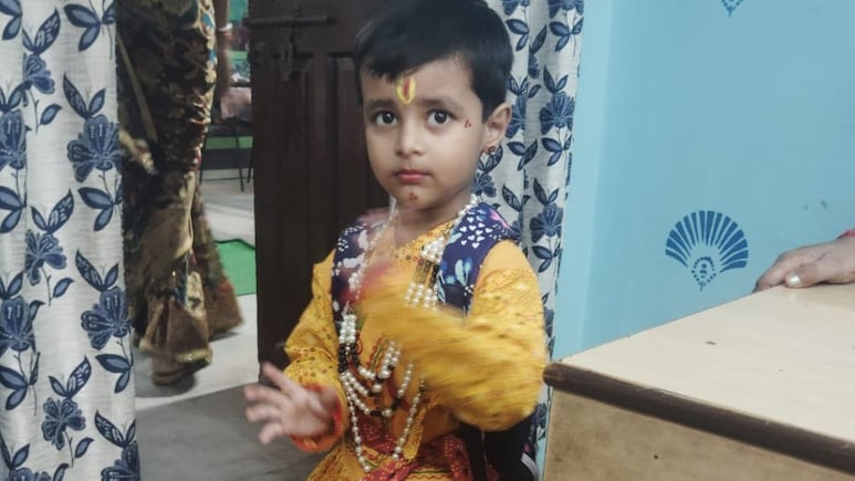 हड्डियां तोड़ीं, गला घोंटा..लखनऊ में क्रूर बाप ने मासूम बेटे को दी दर्दनाक मौत, शरीर पर चोट के 18 निशान