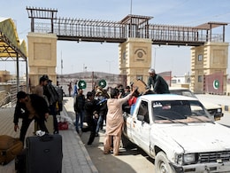 म&zwj;िड&zwj;िल ईस्ट में छ&zwj;िड़ी जंग से  पाकिस्तान की सांसें अटकीं!15 दिन में खत्म होगी LPG, खजाने में सिर्फ 10 दिन का बचा तेल, अब क्या होगा?