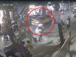 Tata Sierra Accident In Thane: Fresh Video Shows SUV Hitting Vehicles Before Falling Into Pit