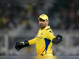 MS Dhoni UPDATE: सीएसके को झटका, &nbsp;1-2 नहीं बल्कि इतने मैच से बाहर रह सकते हैं धोनी