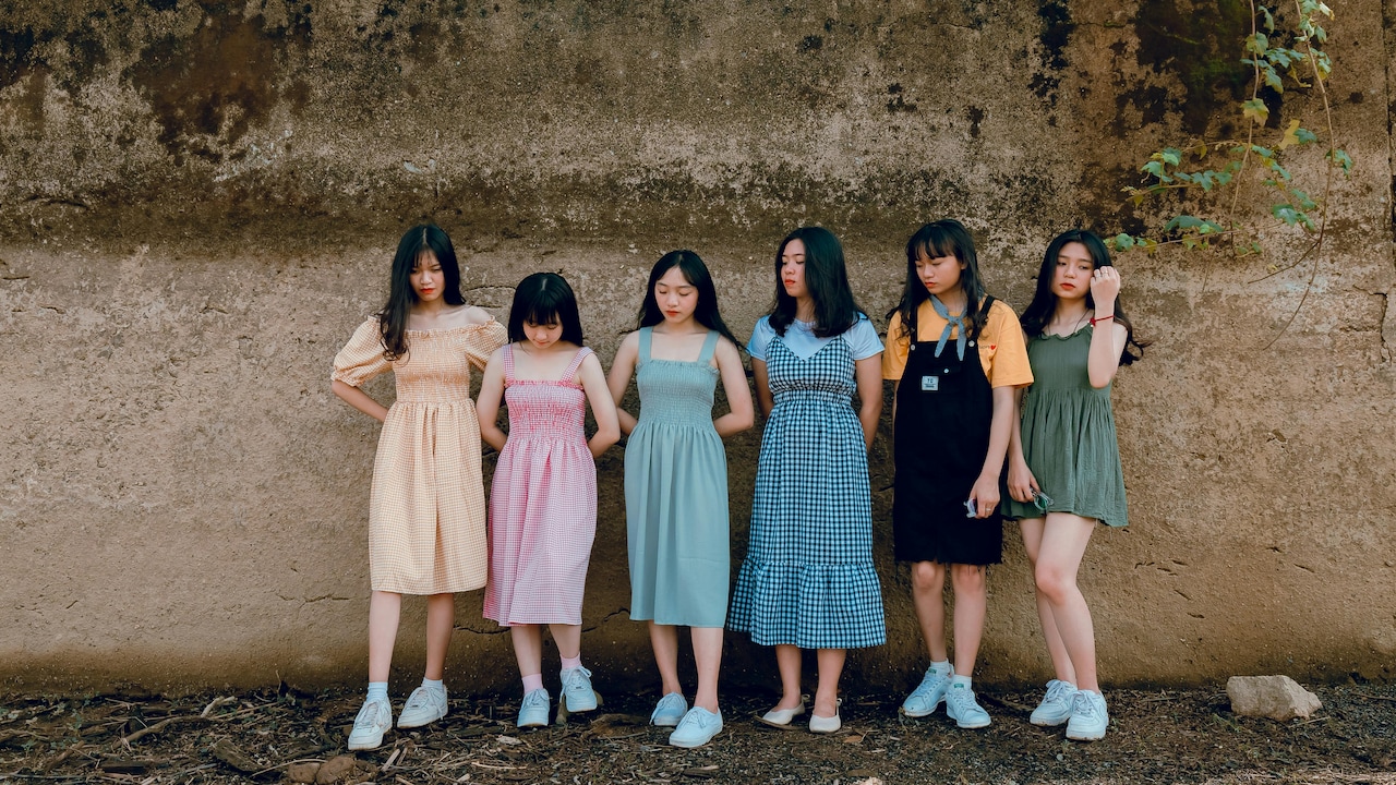 Why Your Cotton Dresses Lose Shape by Noon: The Hidden Reason Beyond the Fabric