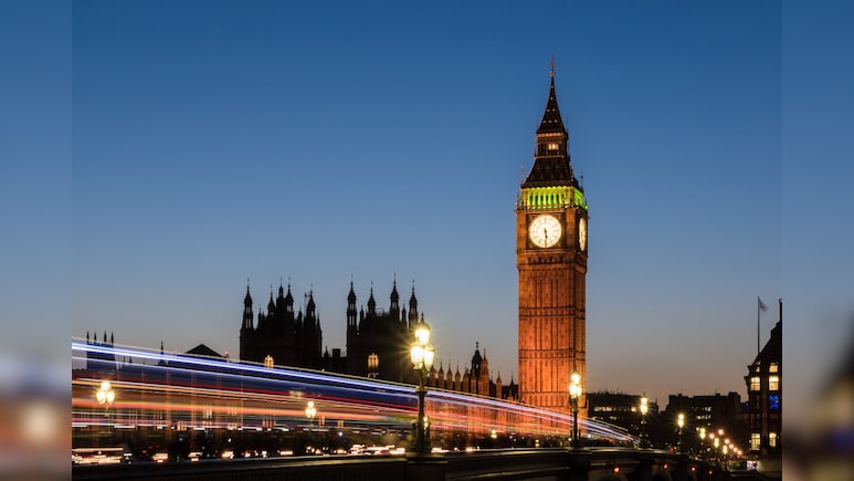 UK Offers Failed Asylum Seekers 10,000 Pounds To Voluntarily Leave Under New Pilot Scheme