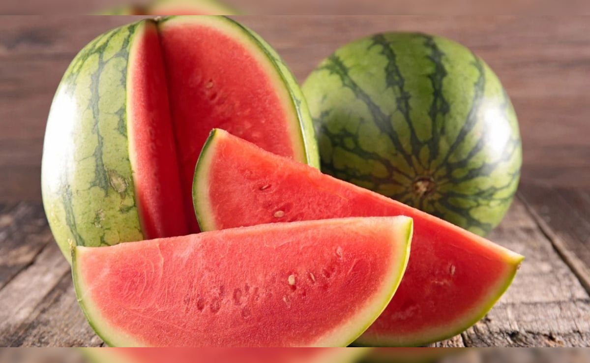 '7 रुपये किलो', सोशल मीडिया पर तरबूज के दाम क्यों ट्रेंड कर रहे हैं, ईरान युद्ध से इसका क्या है कनेक्शन?