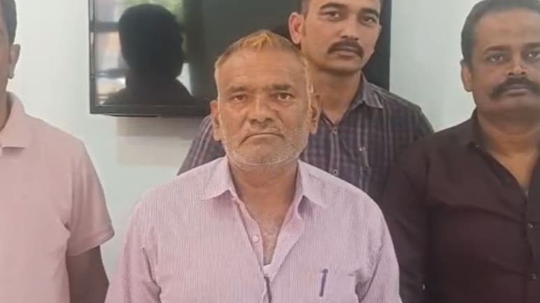 ACB Action: VDO ने जमीन के लिए 8000 रुपये रिश्वत की डील, 4000 रुपये लेते रंगे हाथ गिरफ्तार