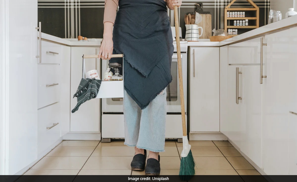 Man Shares Frustration With Domestic Help Taking Planned Sick Leaves, Internet Reacts