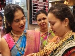 Gold-Silver: चंद्र ग्रहण के दिन सोना-चांदी खरीदें या नहीं? कहीं महंगा तो कहीं सस्‍ता, जानिए एक्‍सपर्ट की क्‍या है सलाह