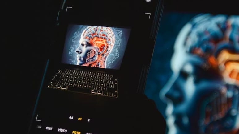AI से काम कर रहे हैं? सावधान! नई स्टडी में सामने आया &lsquo;AI Brain Fry&rsquo; का खतरा