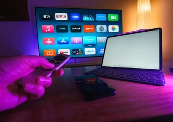 अनलिमिटेड इंटरनेट, 22 से ज्यादा OTT और कॉलिंग वाले ब्रॉडबैंड प्लान, सिर्फ 1 रिचार्ज में मिलेगा सबकुछ