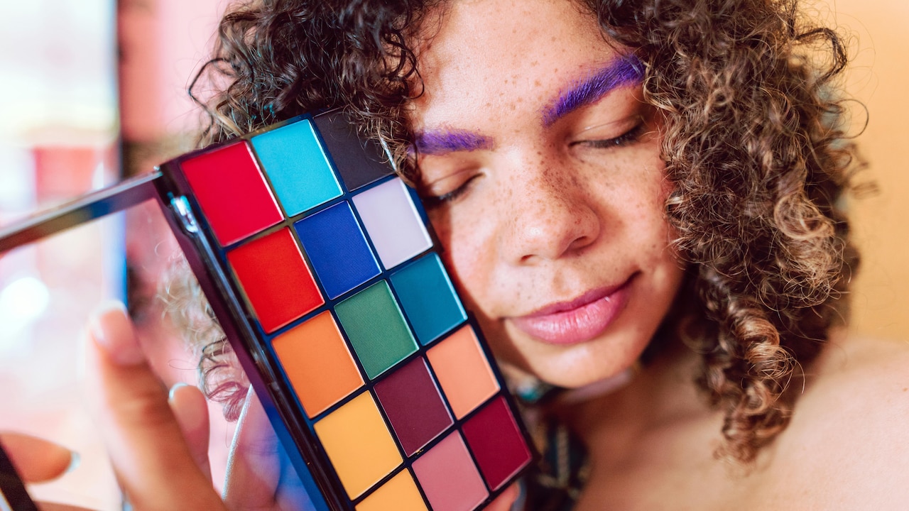 How To Fill Brows Without Looking Like You Drew Them