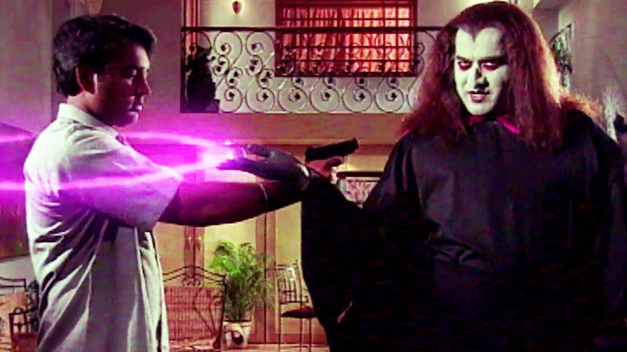 पापा उत्तर प्रदेश पुलिस में थे अफसर, बेटा बना दूरदर्शन की महाभारत का द्रोणाचार्य, फिर भी क्यों कहलाया छोटे पर्दे का सबसे बड़ा विलेन