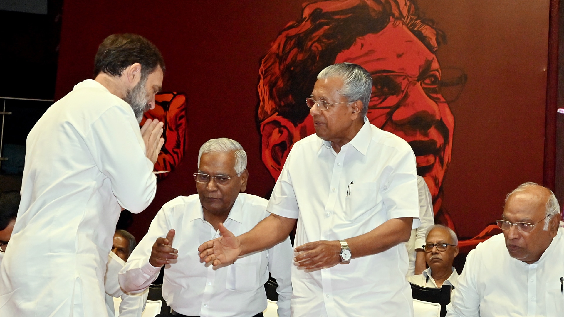 Kerala Poll War Heats Up: Pinarayi Vijayan vs Rahul Gandhi, Congress Hits Back