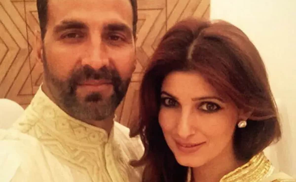 Akshay Kumar Recalls Spooky Incident At Home, Says Twinkle Khanna Kept Saying "There's Something Here"