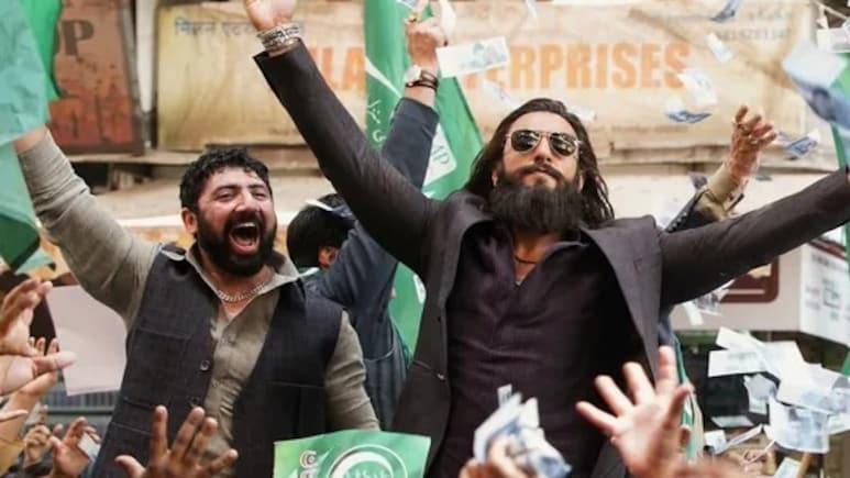 धुरंधर 2 ने 8 दिन में तोड़े 8 रिकॉर्ड, बॉक्स ऑफिस पर शाहरुख खान, अल्लू अर्जुन, यश के लिए घातक साबित हुए रणवीर