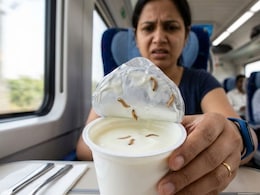 Vande Bharat: तुम्हीही वंदे भारतने प्रवास करताय? जेवणातील संतापजनक प्रकार उघड, रेल्वे मंत्रालयाची मोठी कारवाई