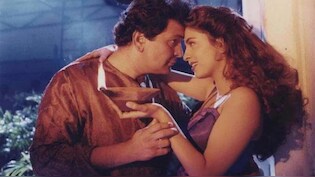 ऋषि कपूर की ब्लॉकबस्टर फिल्म, सभी गाने हिट, रेखा-माधुरी-मीनाक्षी ने ठुकराई, हीरोइन बन पछताईं जूही चावला